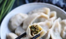 网红吃瓜纹身女孩视频在线观看,揭秘网络红人的真实生活